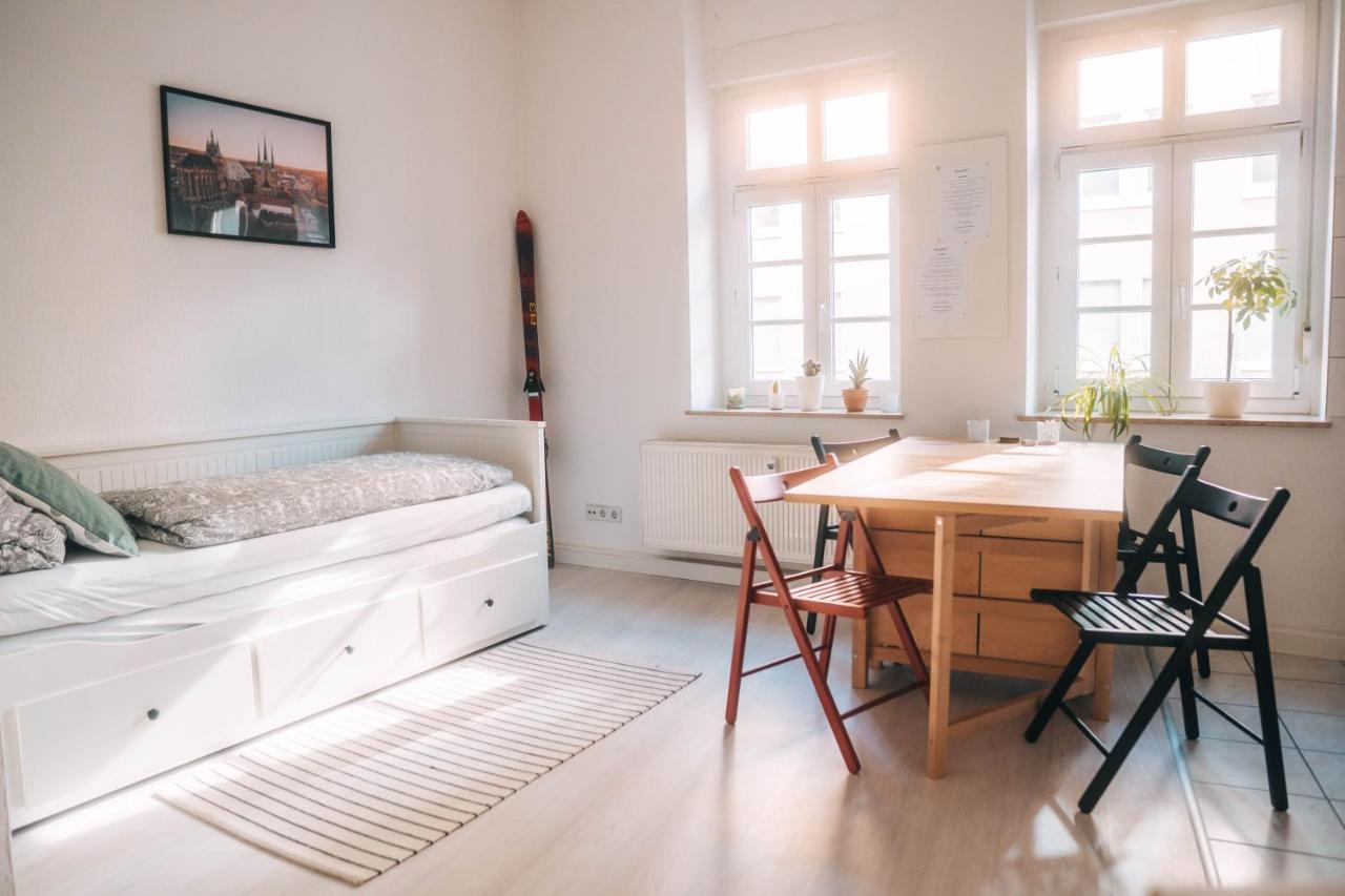 Gemutliche 45M² Wohnung Mit Netflix & Disney+ إرفورت المظهر الخارجي الصورة
